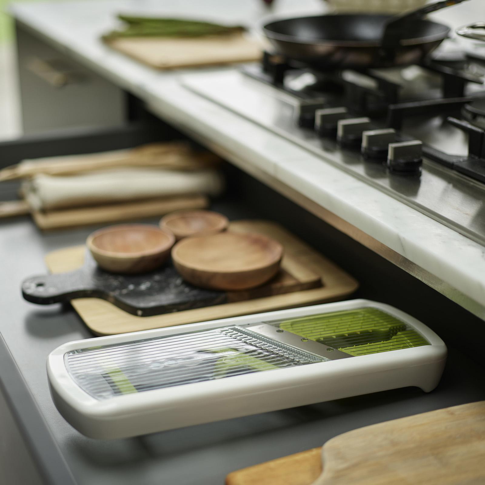 Multi-Grip Mandoline Plus with Precision Food Grip 3 Multi-Grip Mandoline Plus with Precision Food Grip