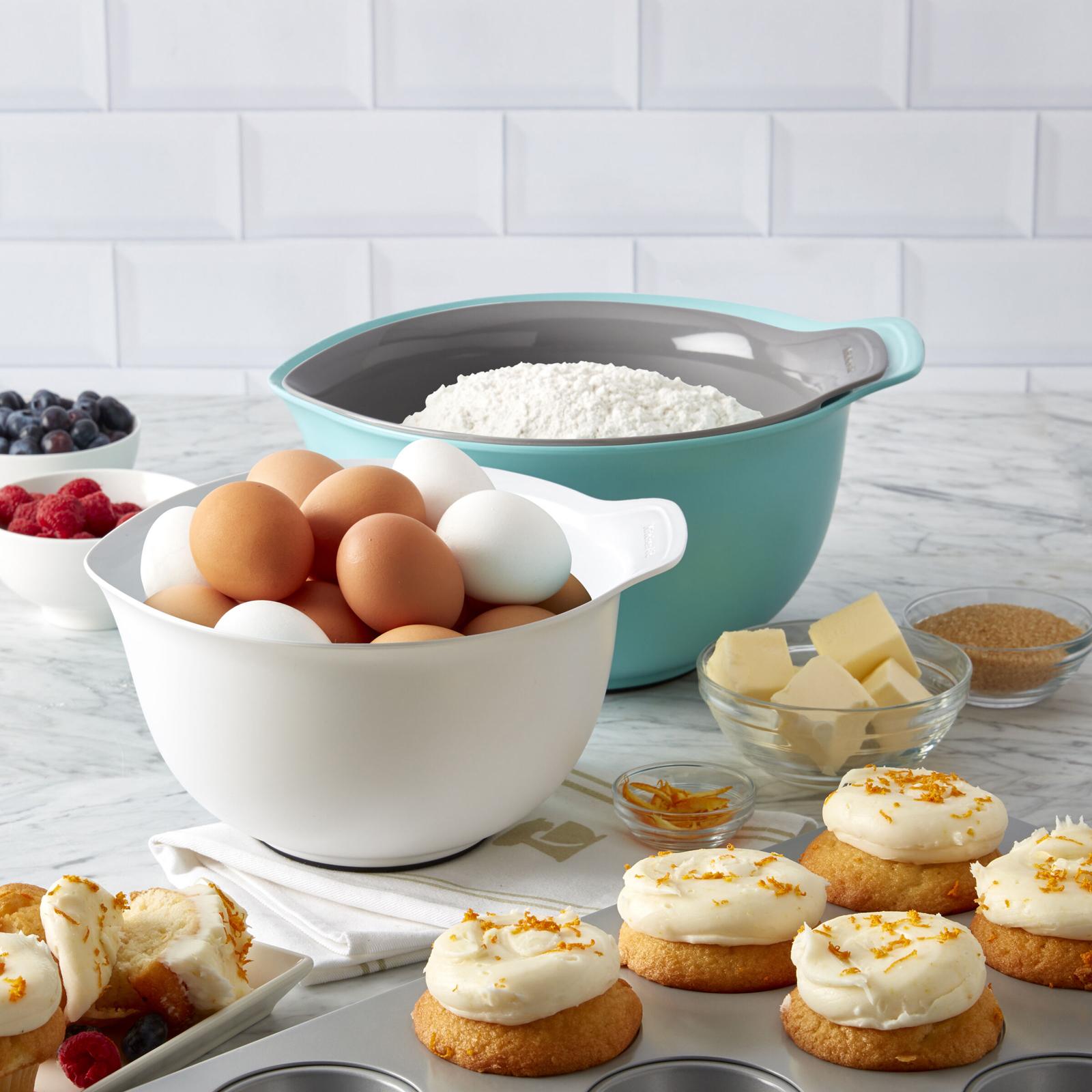 Universal 3-Piece Mixing Bowl Set 1 Universal 3-Piece Mixing Bowl Set
