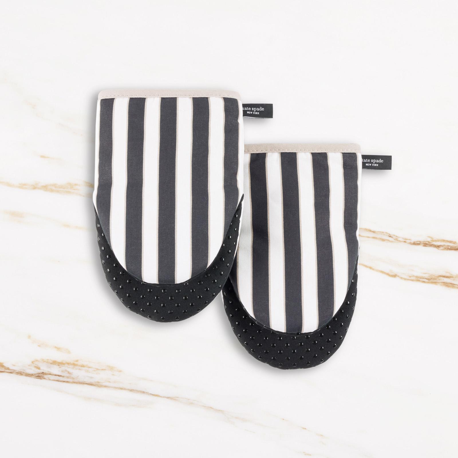 Botanical Mini Oven Mitt, Set of 2 1 Botanical Mini Oven Mitt, Set of 2