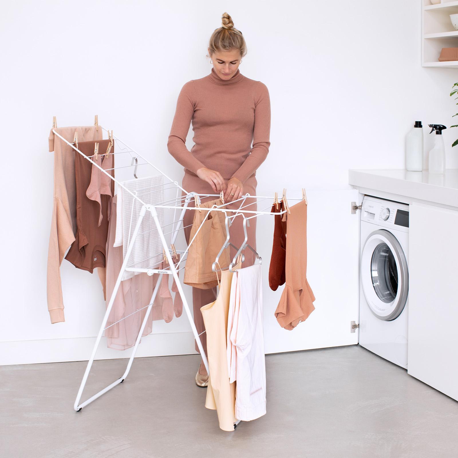 HangOn Drying Rack 2 HangOn Drying Rack