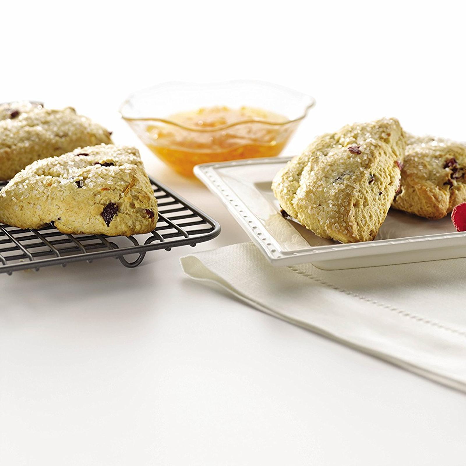 Advanced Nonstick Cooling Grid 3 Advanced Nonstick Cooling Grid