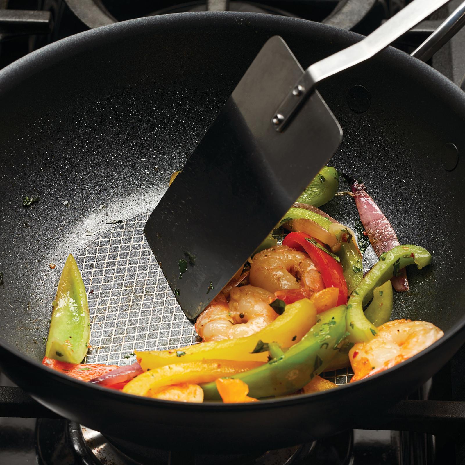 X Hybrid Non-Stick Induction Stir Fry Wok with Lid 4 X Hybrid Non-Stick Induction Stir Fry Wok with Lid