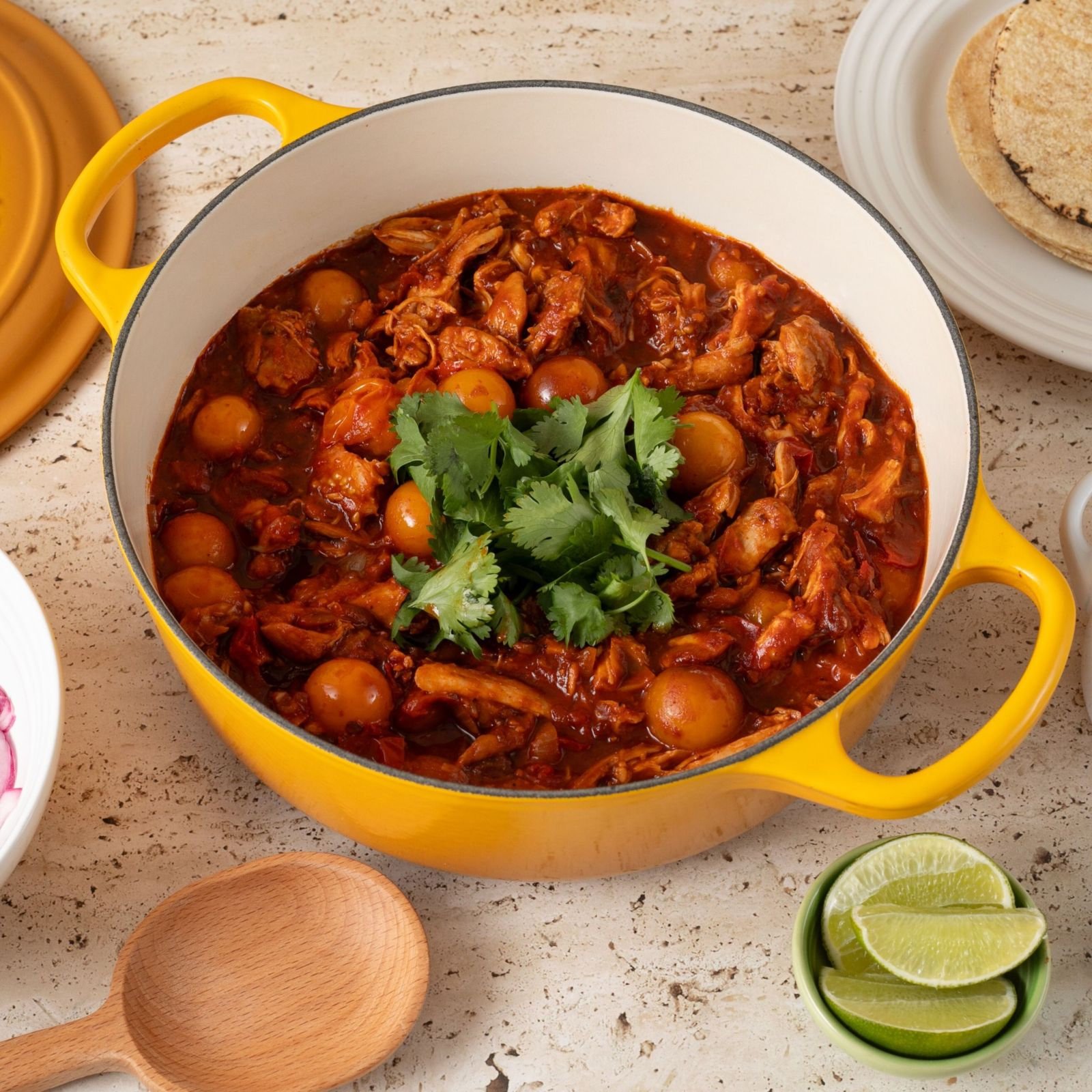 Signature Round Dutch Oven 7 Signature Round Dutch Oven