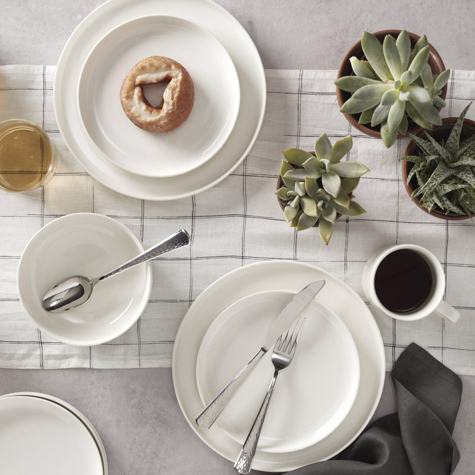 24 Seven 12-Piece Dinnerware Set, Service for 4 11 24 Seven 12-Piece Dinnerware Set, Service for 4