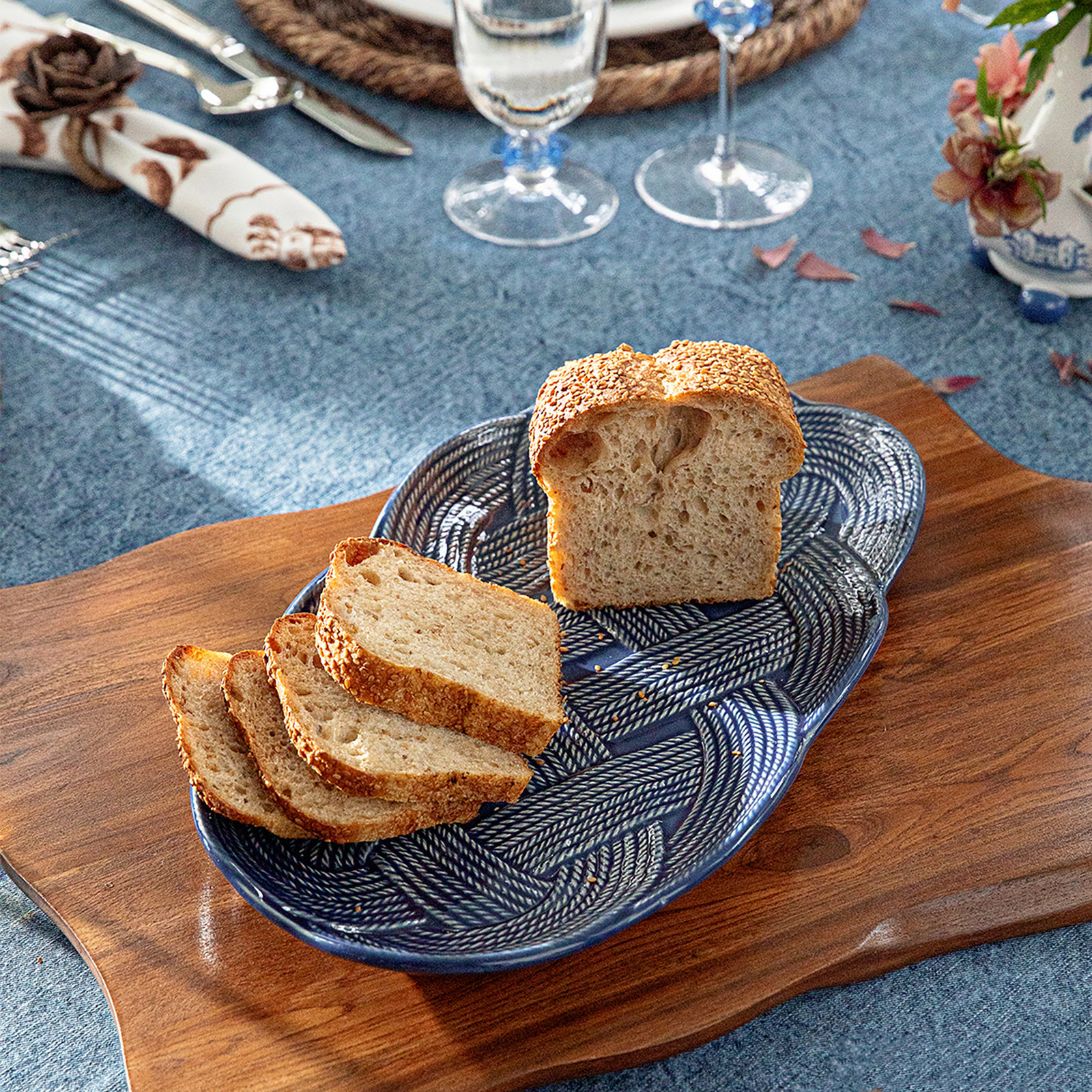 Le Panier Mystic Knot Hostess Tray 5 Le Panier Mystic Knot Hostess Tray