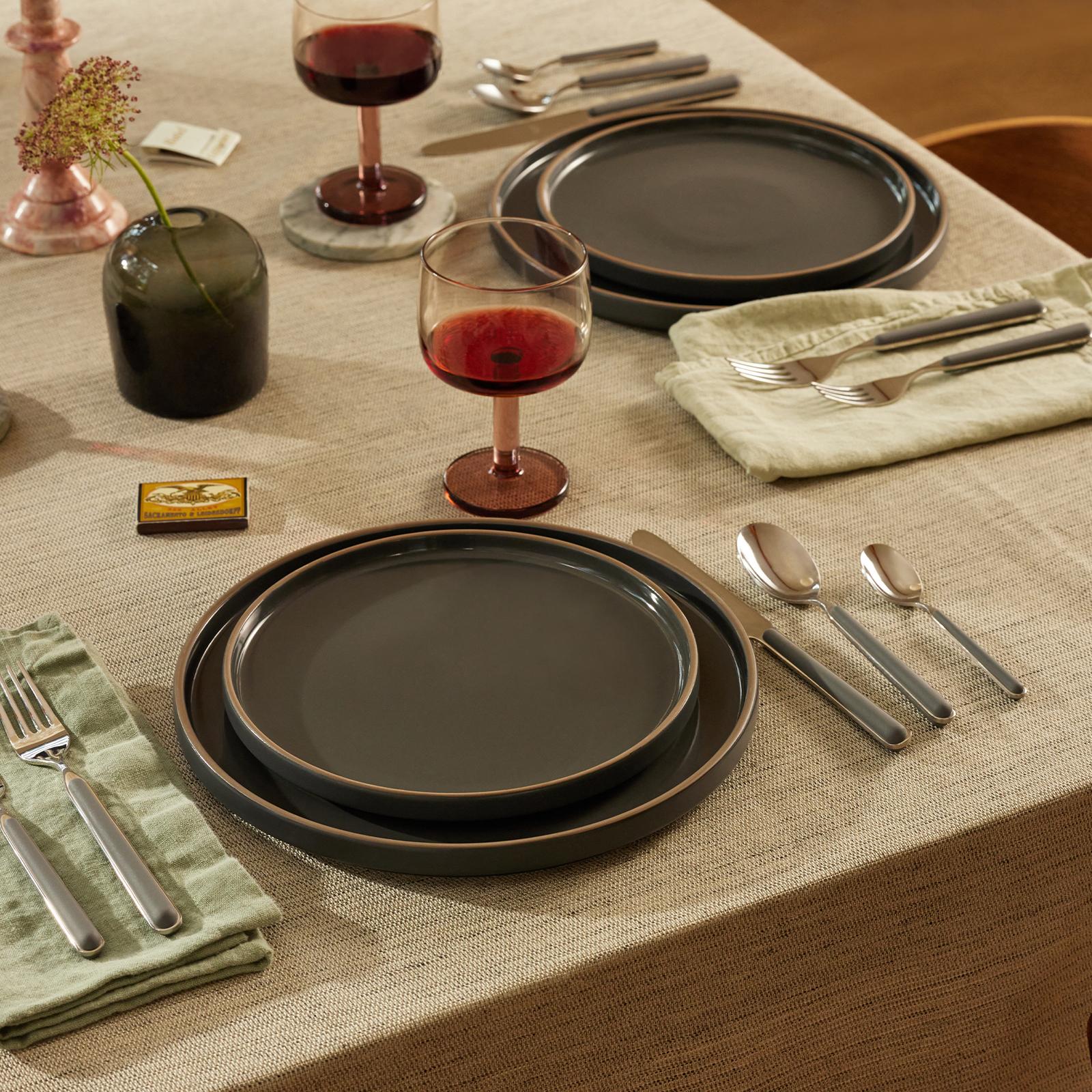 Salad Plate, Set of 4 7 Salad Plate, Set of 4