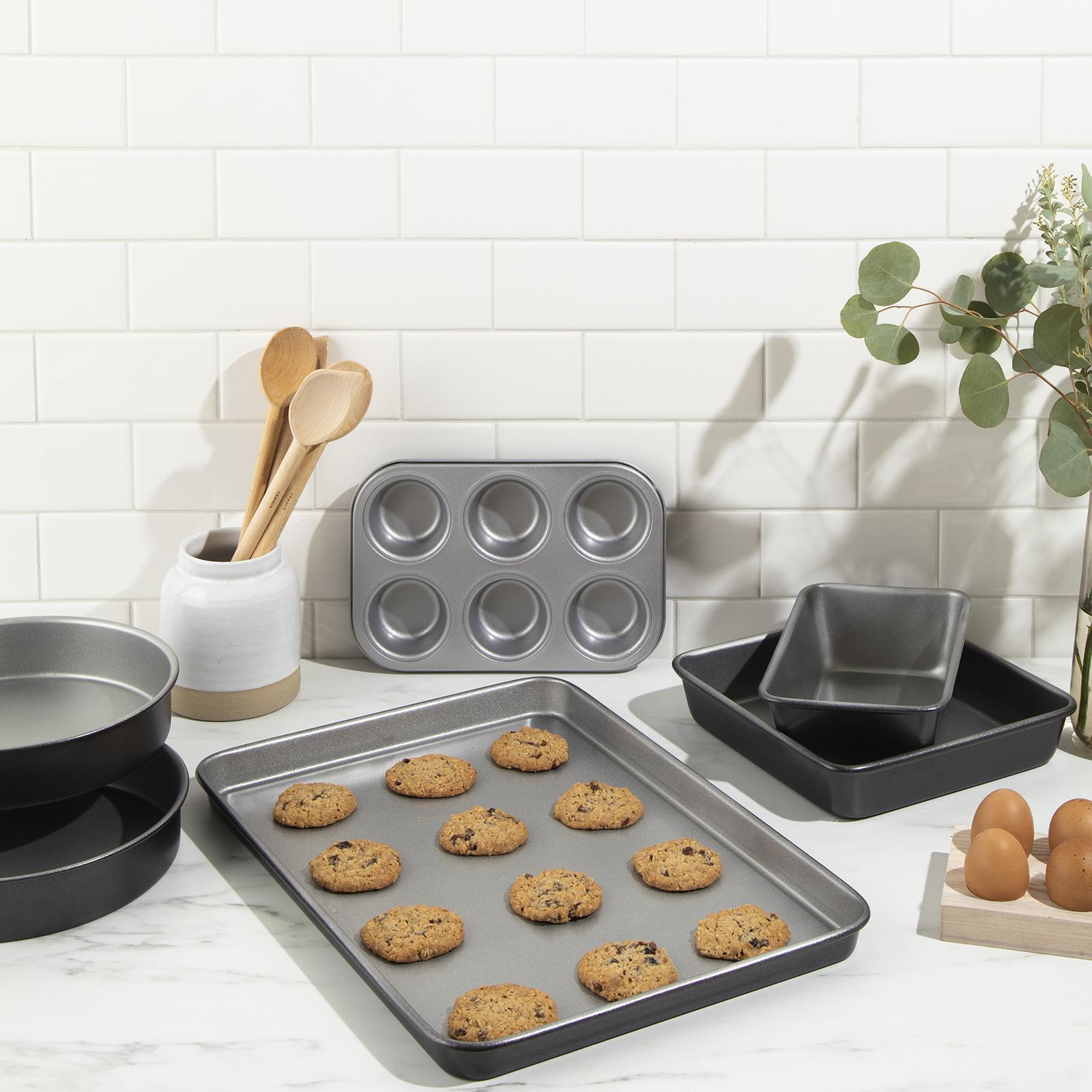 6-Piece Bakeware Essentials Set AMB-6 1 6-Piece Bakeware Essentials Set AMB-6