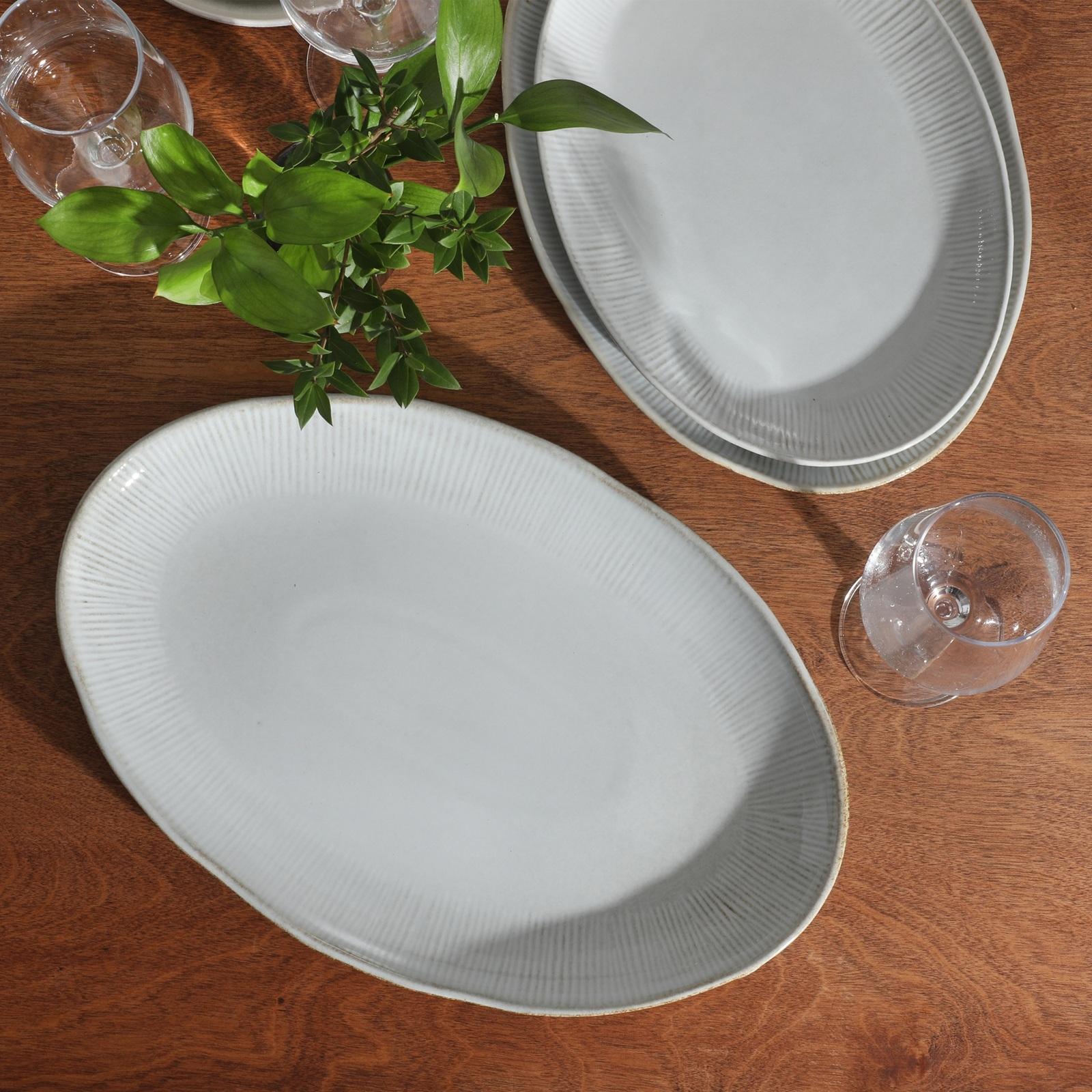Dawson Mill 3-Piece Stoneware Oval Serving Platter Set 1 Dawson Mill 3-Piece Stoneware Oval Serving Platter Set