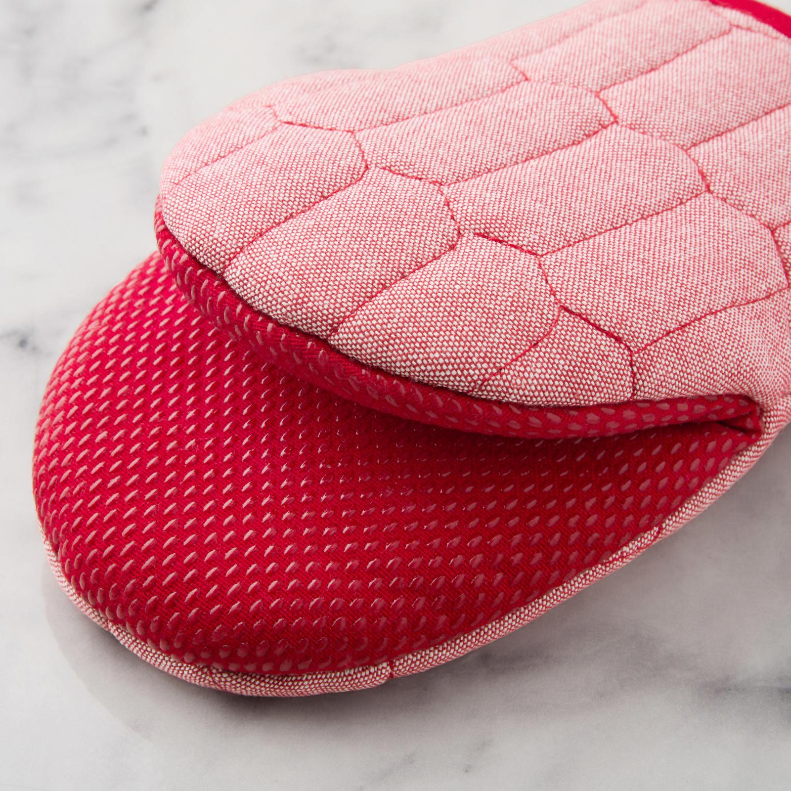 Honeycomb Chambray Mini Oven Mitt, Set of 2 3 Honeycomb Chambray Mini Oven Mitt, Set of 2