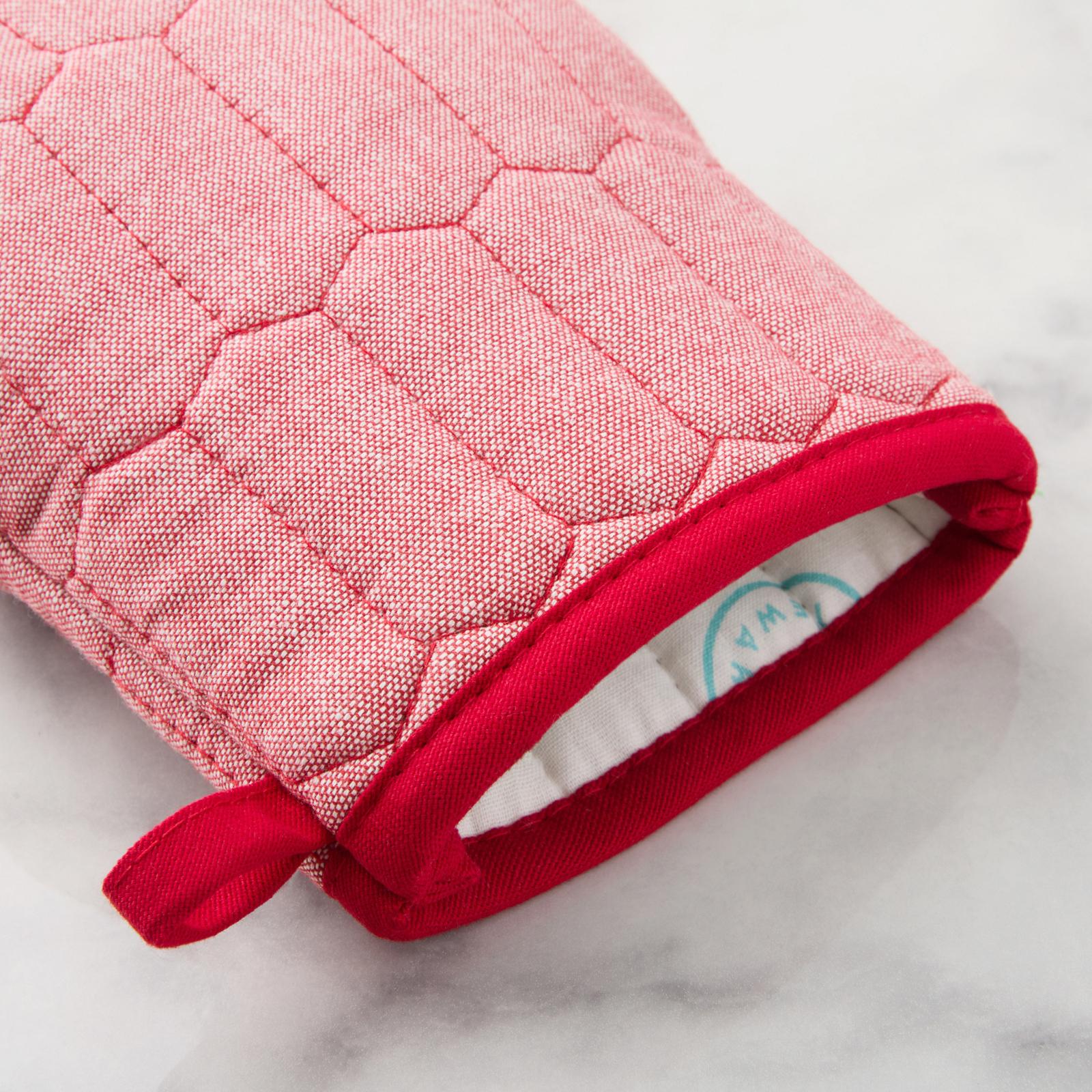 Honeycomb Chambray Mini Oven Mitt, Set of 2 4 Honeycomb Chambray Mini Oven Mitt, Set of 2