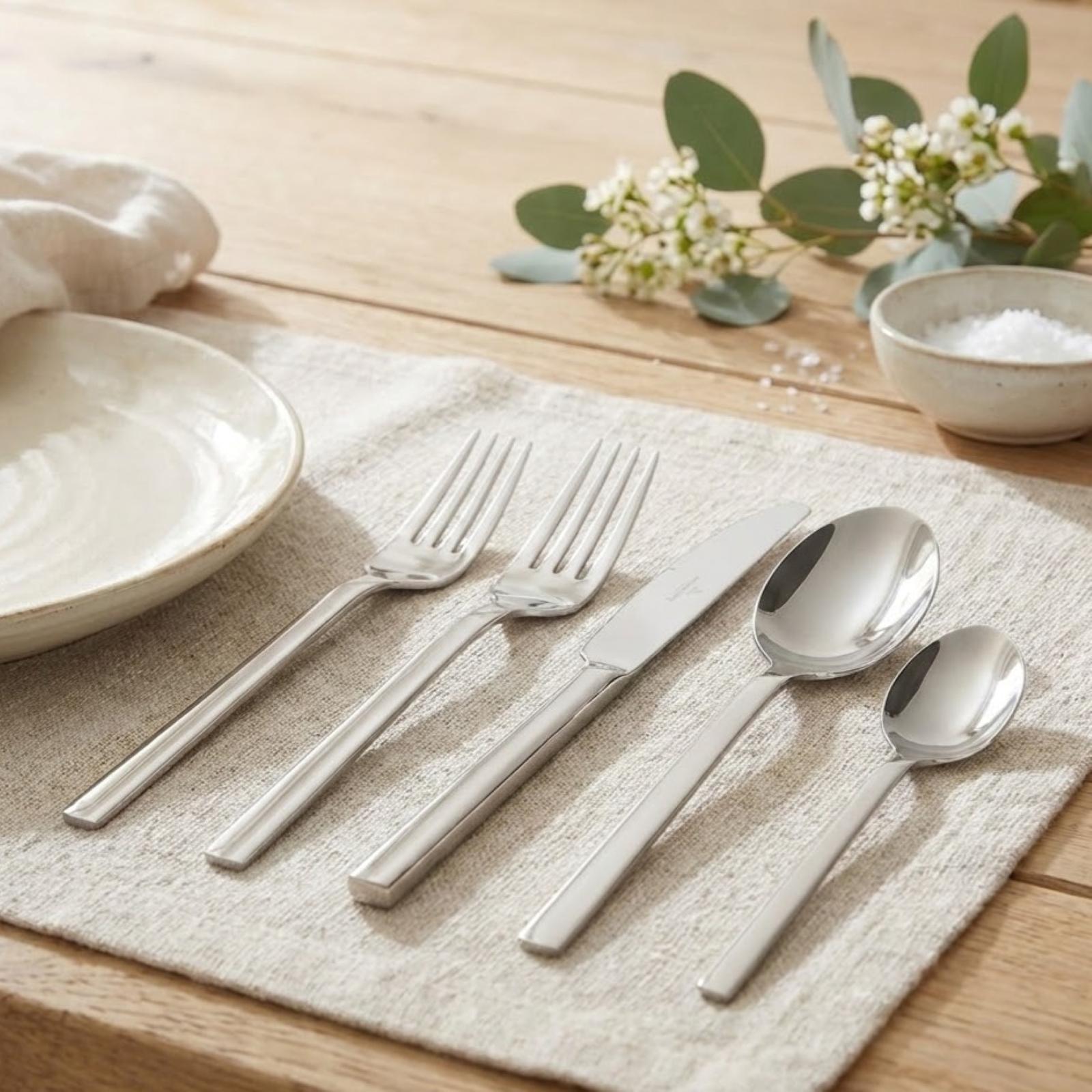 New Wave 20-Piece Flatware Set, Service for 4 1 New Wave 20-Piece Flatware Set, Service for 4