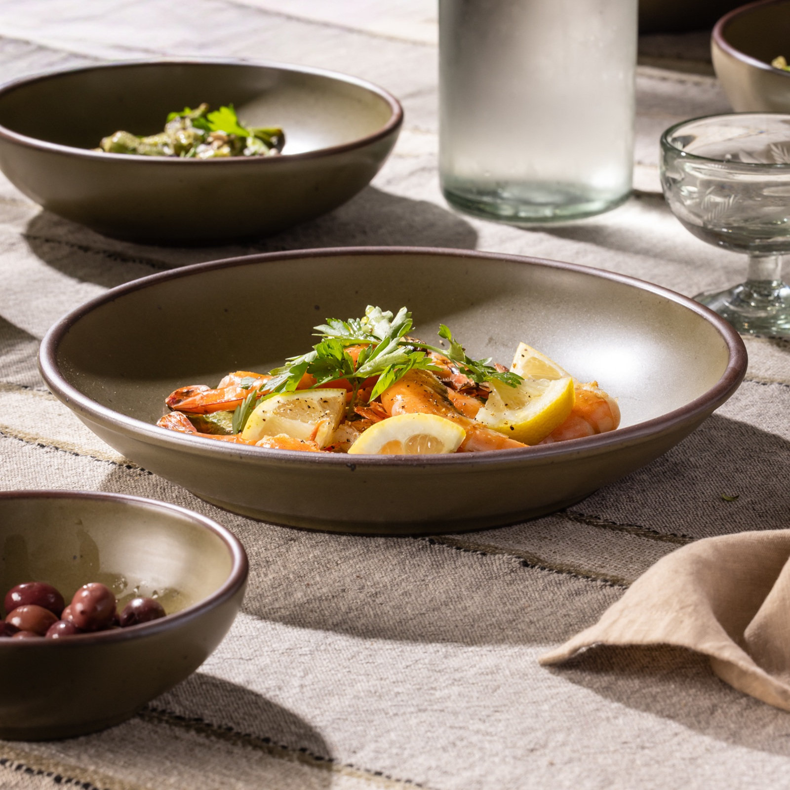 The Coupe Plate, Set of 4 6 The Coupe Plate, Set of 4