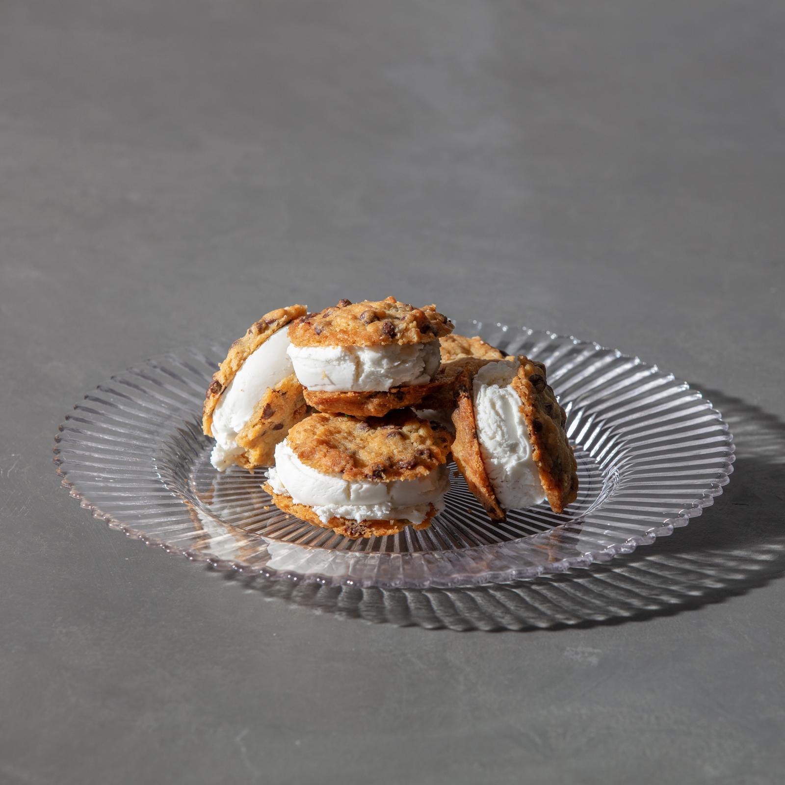 Archie Dessert Plate, Set of 4 5 Archie Dessert Plate, Set of 4