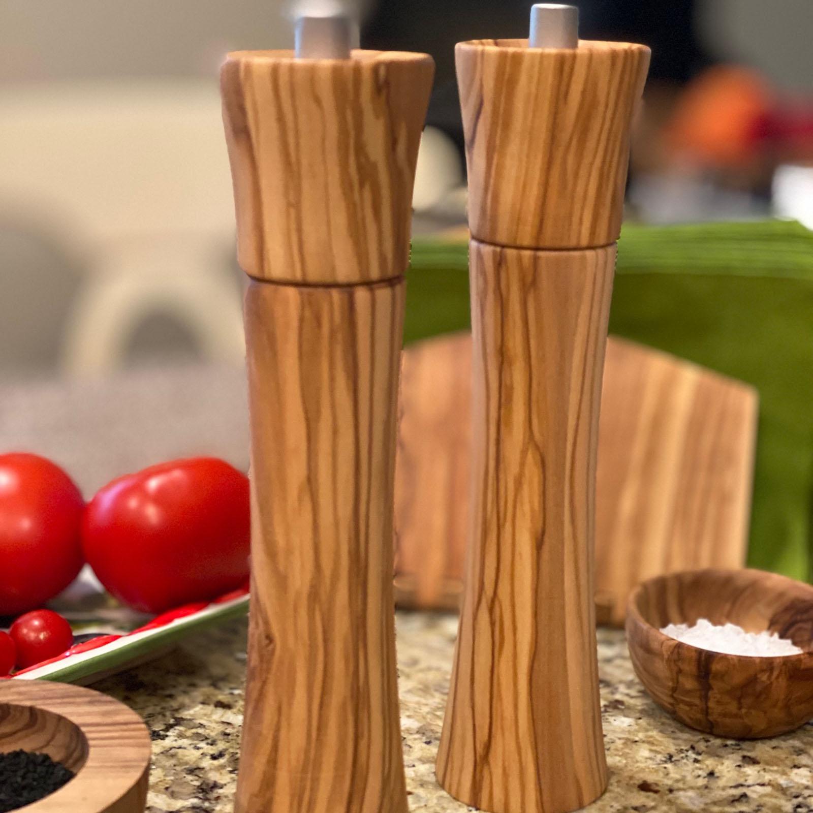 Pepper Mill 13 Pepper Mill