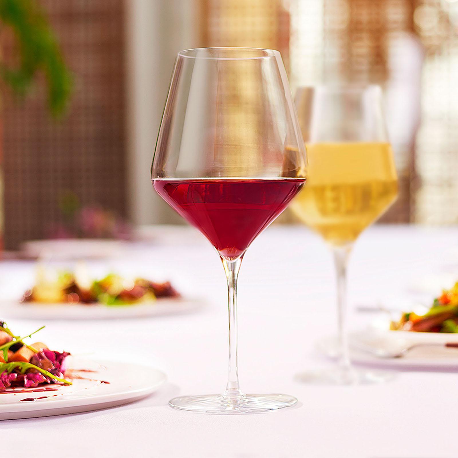 Signature Greenwich Red Wine Goblet, Set of 4 8 Signature Greenwich Red Wine Goblet, Set of 4