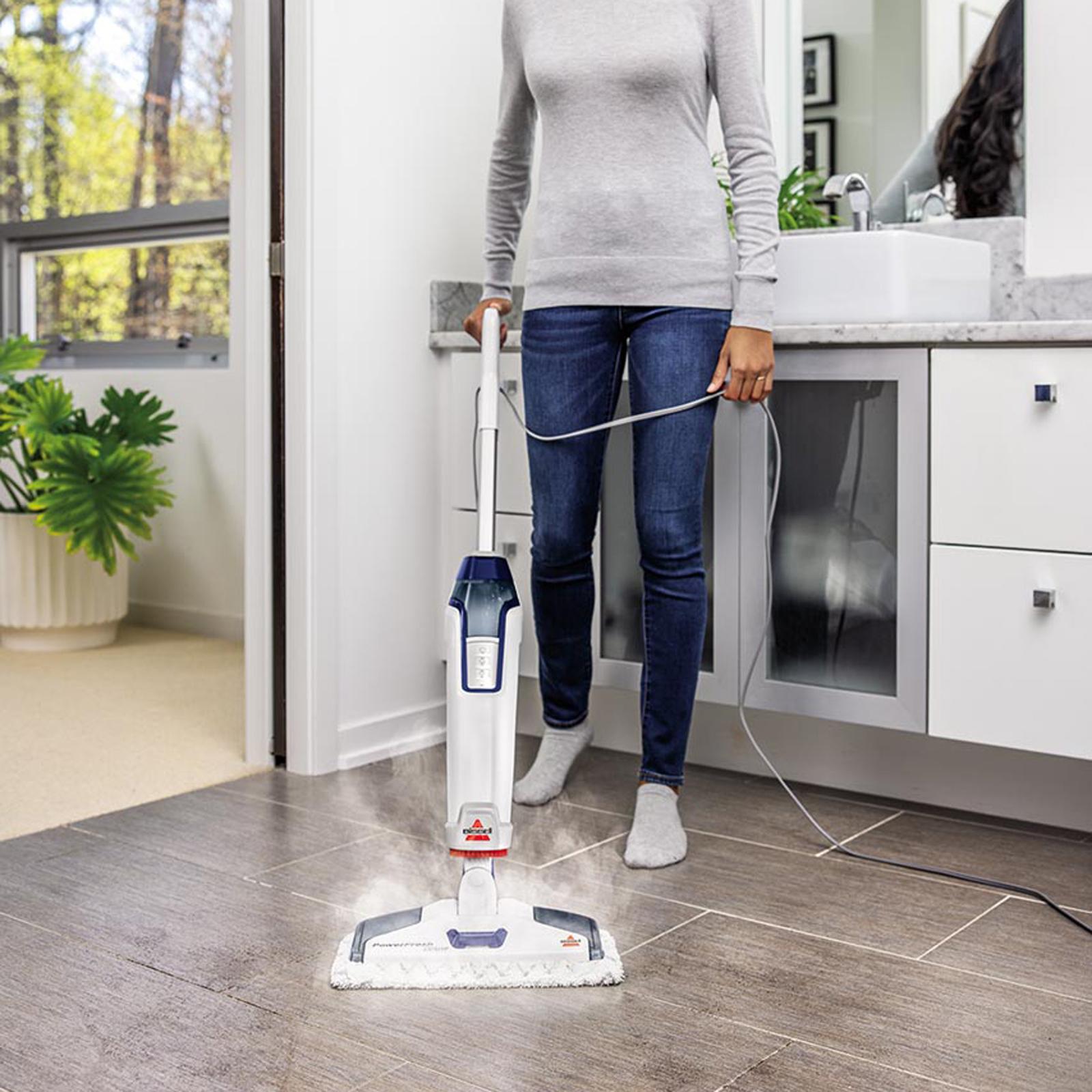 PowerFresh Deluxe Steam Mop 8 PowerFresh Deluxe Steam Mop
