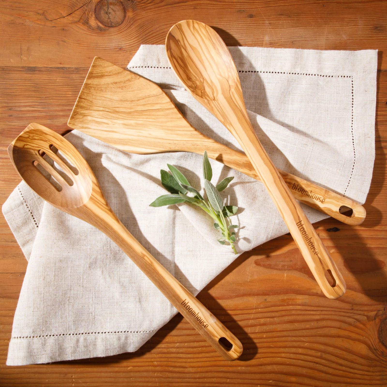 Italian Olive Wood 3-Piece Kitchen Tool Set 4 Italian Olive Wood 3-Piece Kitchen Tool Set