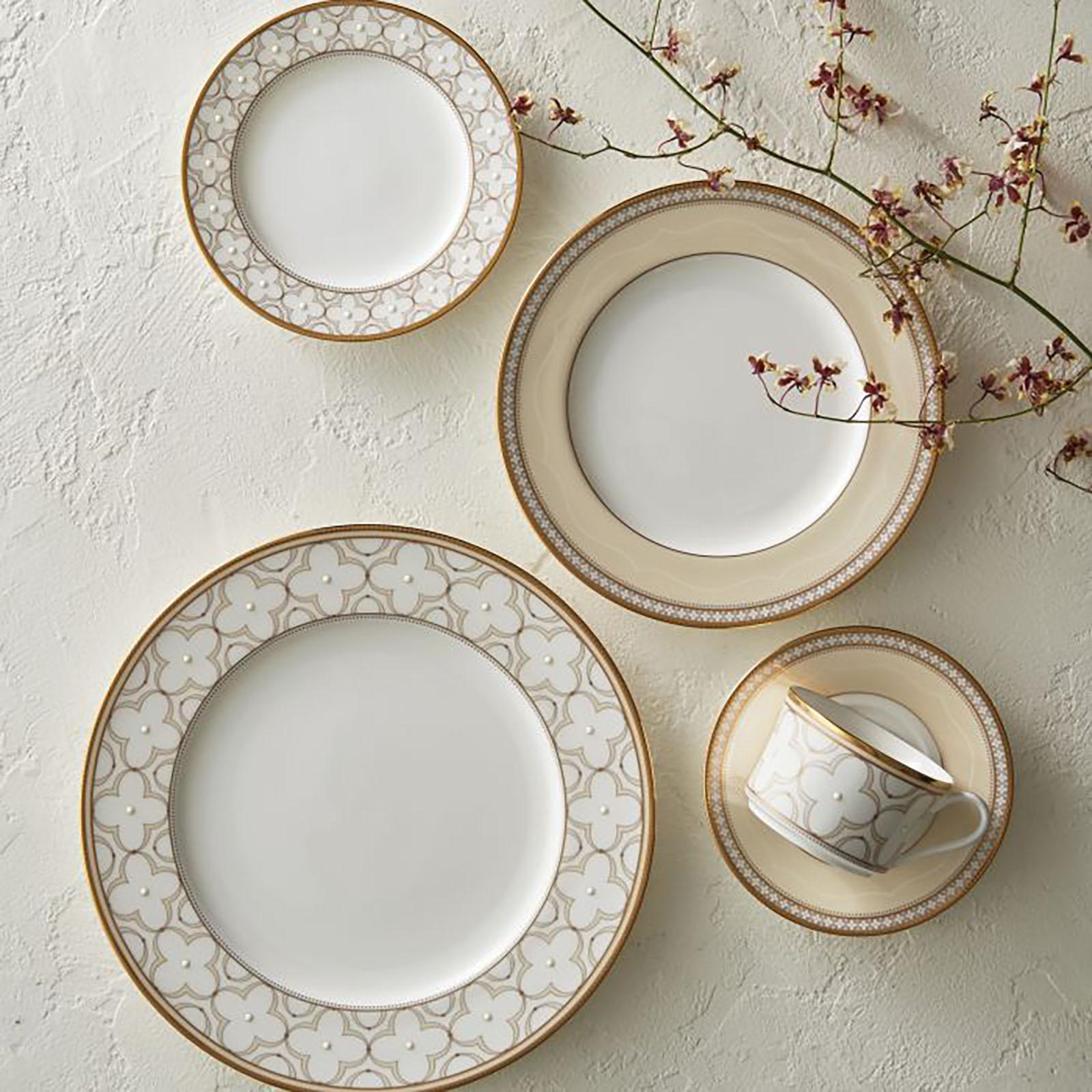 Trefolio 5-Piece Place Setting, Service for 1 5 Trefolio 5-Piece Place Setting, Service for 1