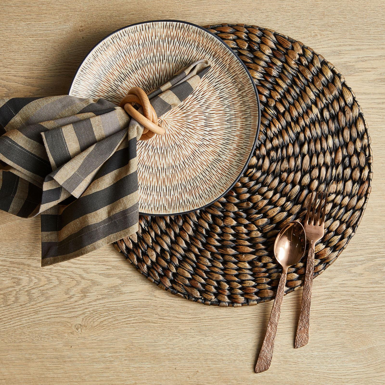 Hyacinth Round Placemat, Set of 6 6 Hyacinth Round Placemat, Set of 6