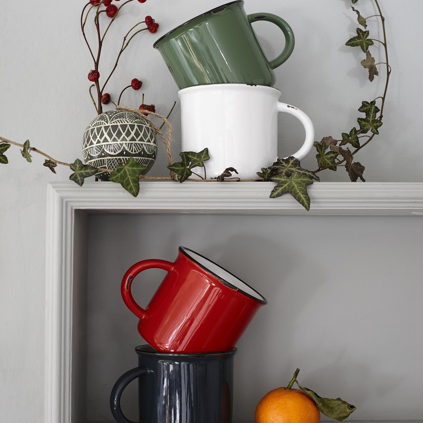 Tinware Winter Assorted Coffee Mug, Set of 4
